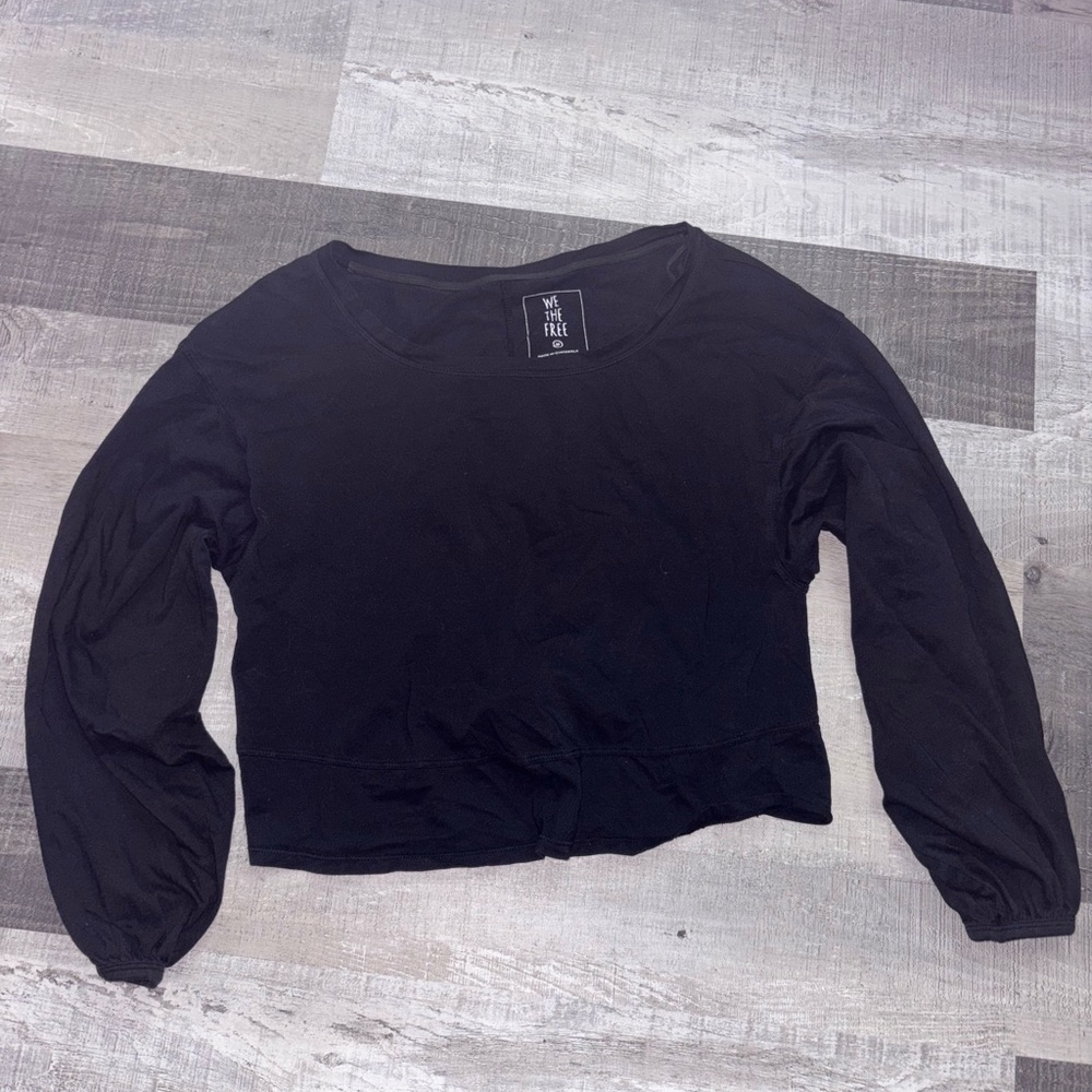 🎀We The Free Black Long Sleeve Top